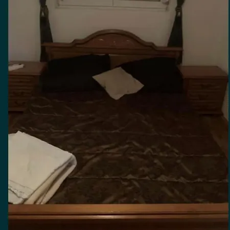 Ap Apartment *
